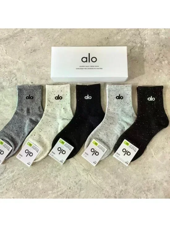 A34- ALO Yoga Women's Speckled Neutral Half-Crew Socks 5-Pair Box Set - NWT - Picture 1 of 1